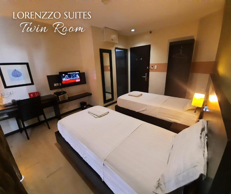 Lorenzzo Suites Hotel Makati Pasay Exterior photo